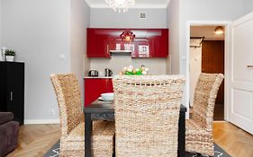 Stars Apartaments City Center By Noclegi Renters